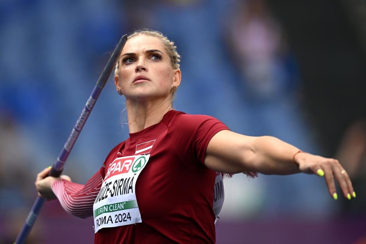 Olimpiskā šķēpmešanas sportiste no Team Latvia, Līna Muze-Sirma, fotogrāfijās