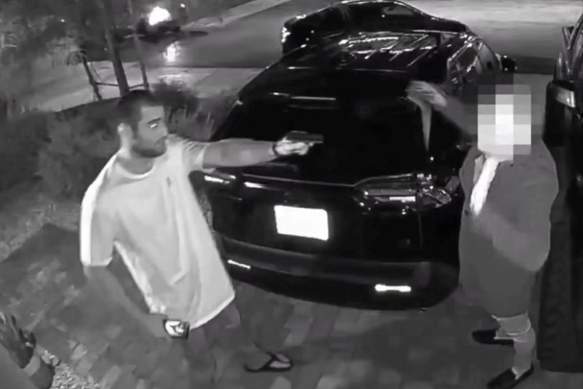 Shocking Video: UFC Champion Sean Strickland Confronts Intruder at Gunpoint Outside His Home