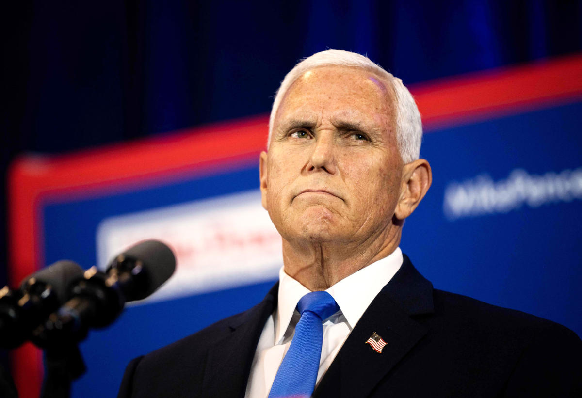 Pence jabs at GOP opponents, calling promises to pardon Trump ‘premature’