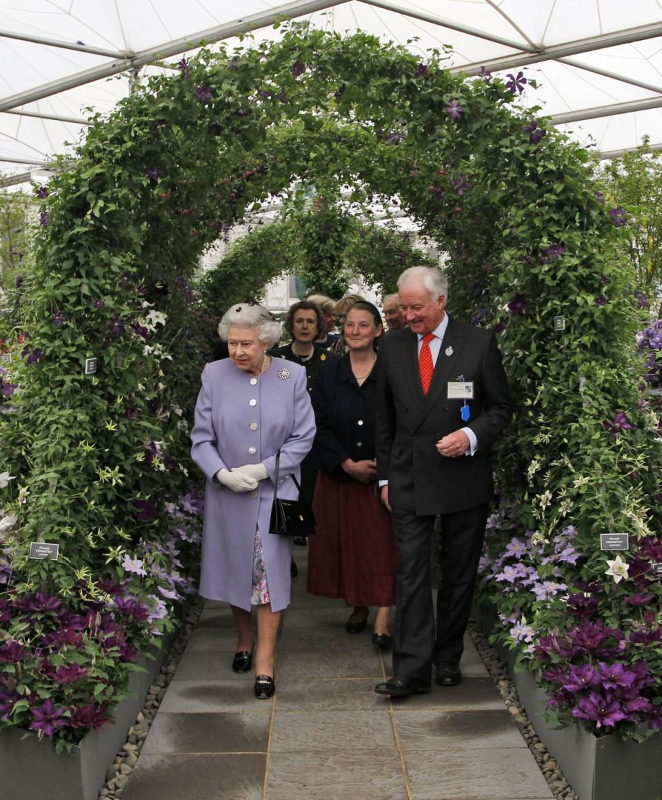 <p>The Queen is given a tour of the floral exhibitions inside the Great Pavilion, which is often referred to as 'the jewel in the Chelsea Flower Show crown', where nurseries exhibit their plants.</p>