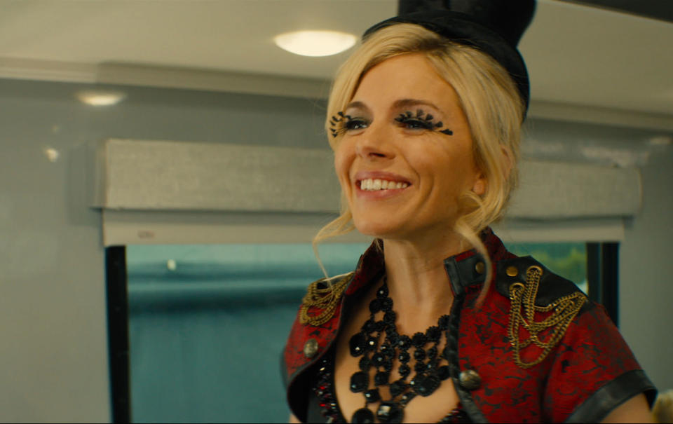 Chivalry, S1, Ep1. Lark (Sienna Miller)