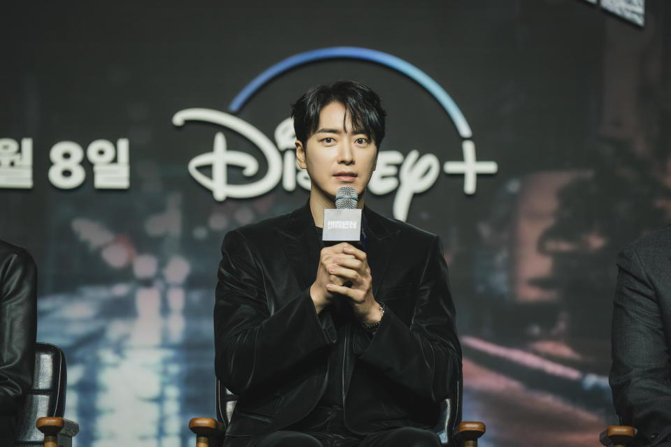 <strong>李浚赫打趣表示有被劉智泰打，立刻引發哄堂大笑。（圖／Disney＋提供）</strong>