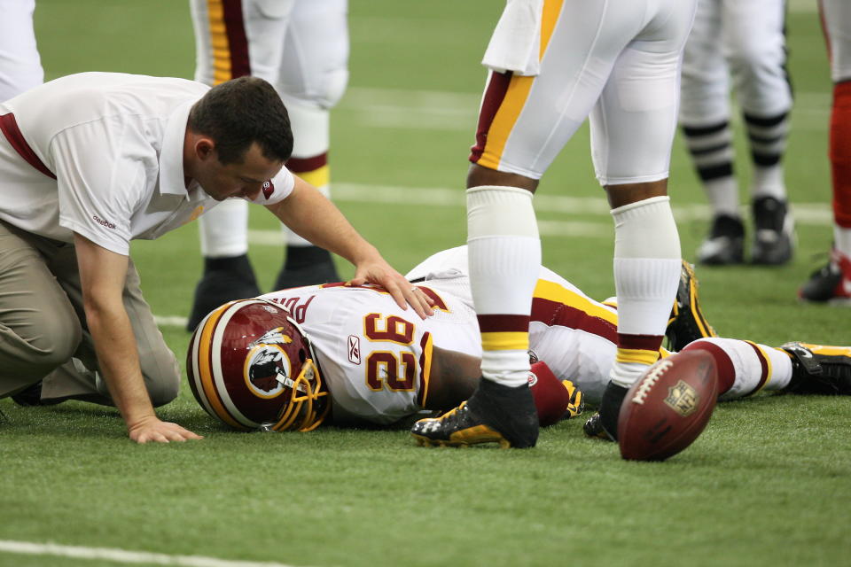 Researchers believe repeated hits to the head, whether concussive or sub-concussive, can cause&nbsp;chronic traumatic encephalopathy. (Photo: Scott Cunningham via Getty Images)