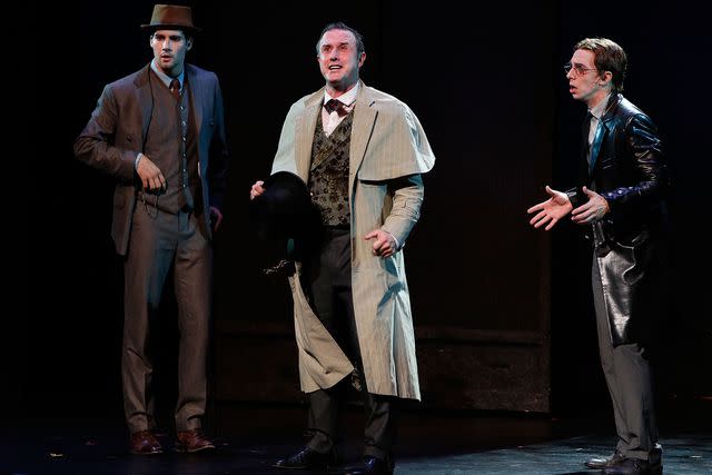 <p>Randy Shropshire/Getty </p> David Arquette plays Sherlock Holmes in 2015 in Hollywood.