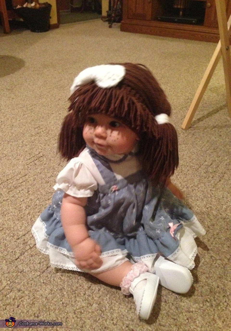 <a href="http://www.costume-works.com/costumes_for_babies/cabbage_patch_doll7.html" target="_blank">via Costume Works</a>