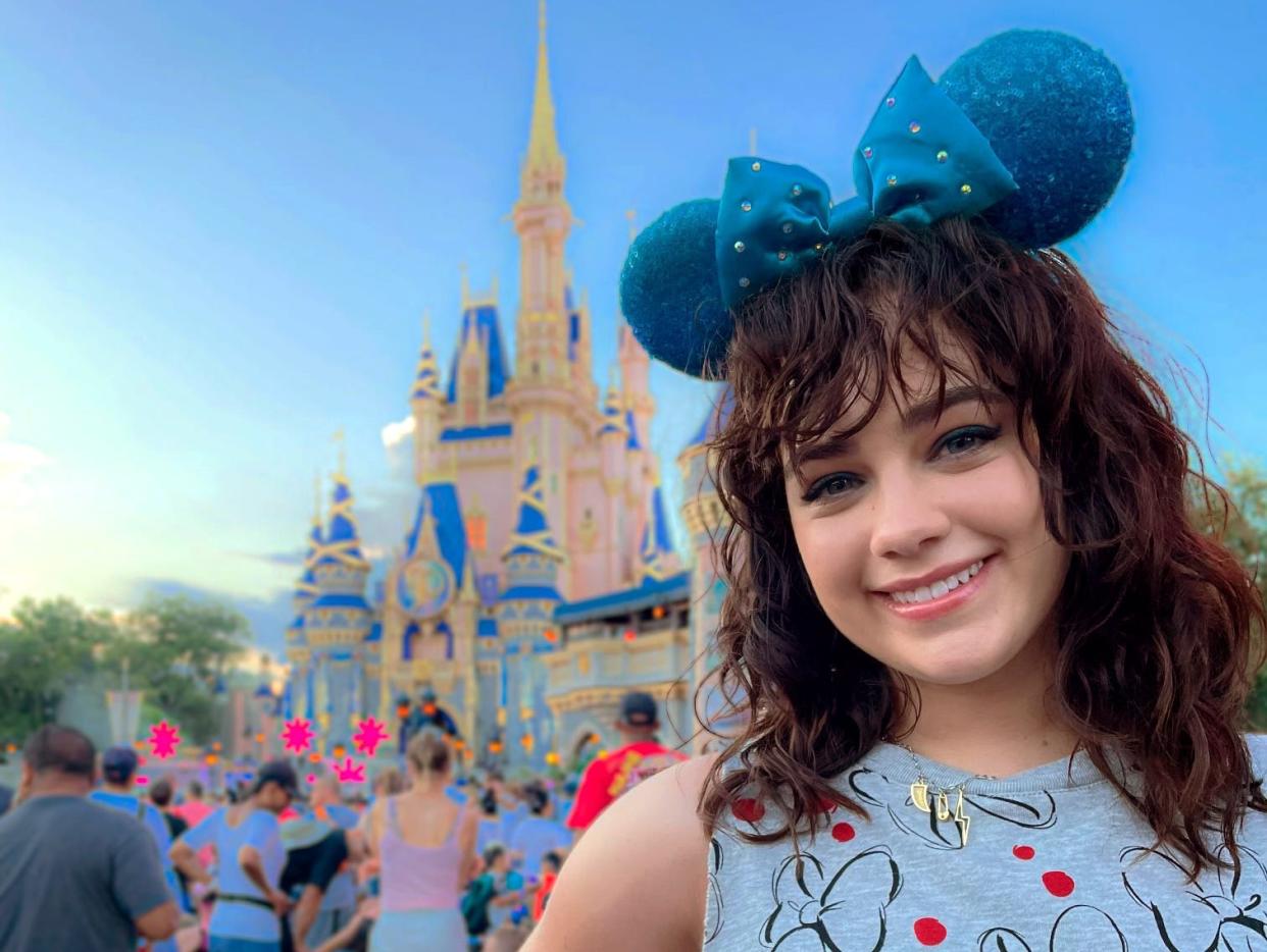 Mary Mouser at Disney with her insulin pump