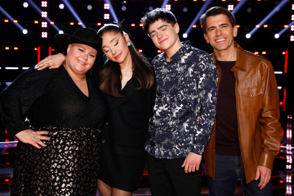 Holly Forbes, Ariana Grande, Jim and Sasha Allen on “The Voice.” - Credit: Trae Patton/NBC