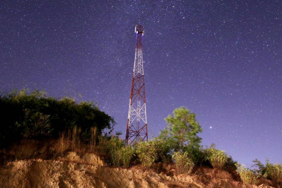 Android phones have been sending local cellular tower info back to Google (Ye Aung Thu/AFP/Getty)