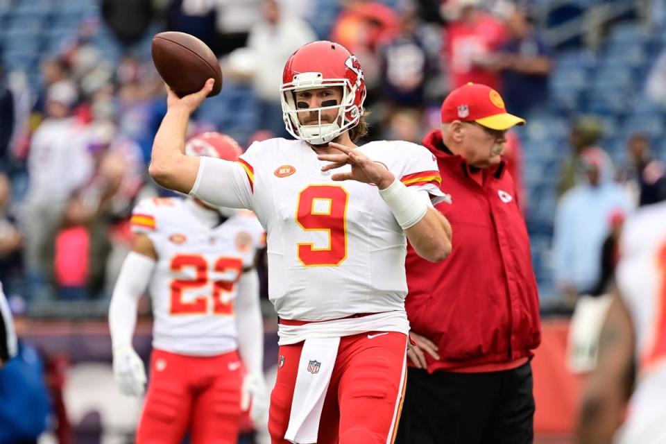 Dec 17, 2023; Foxborough, Massachusetts, USA; Kansas City Chiefs quarterback Blaine Gabbert (9) warms up before a game against the <a class="link " href="https://sports.yahoo.com/nfl/teams/new-england/" data-i13n="sec:content-canvas;subsec:anchor_text;elm:context_link" data-ylk="slk:New England Patriots;sec:content-canvas;subsec:anchor_text;elm:context_link;itc:0">New England Patriots</a> at Gillette Stadium. Mandatory Credit: Eric Canha-USA TODAY Sports