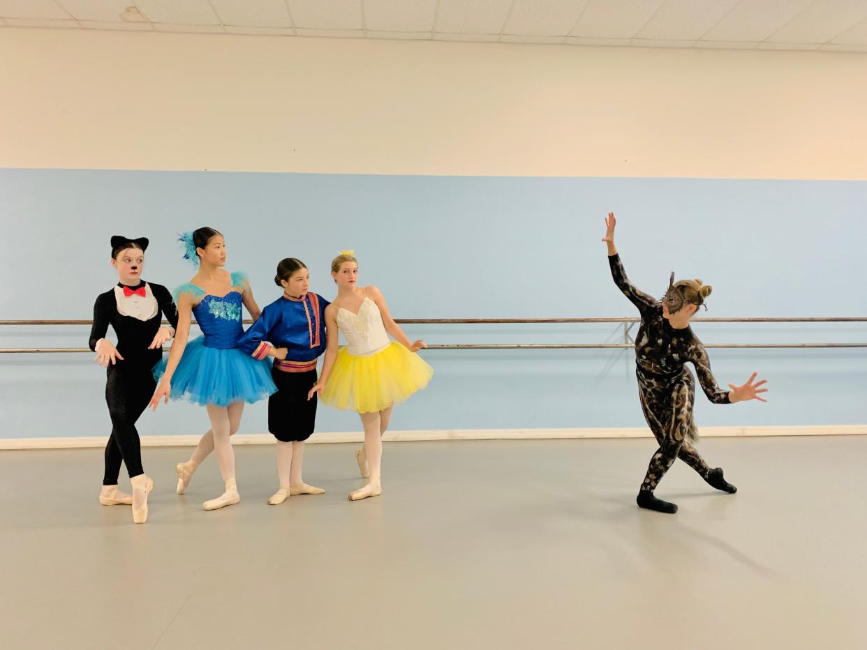 Jocelyn Herstone, Natalee Hardy, Emma Maroney, Meadow Kuc and Patricia Garcia de Santamarina Roca rehearse for Saint Augustine Ballet's performance of "Peter and the Wolf."