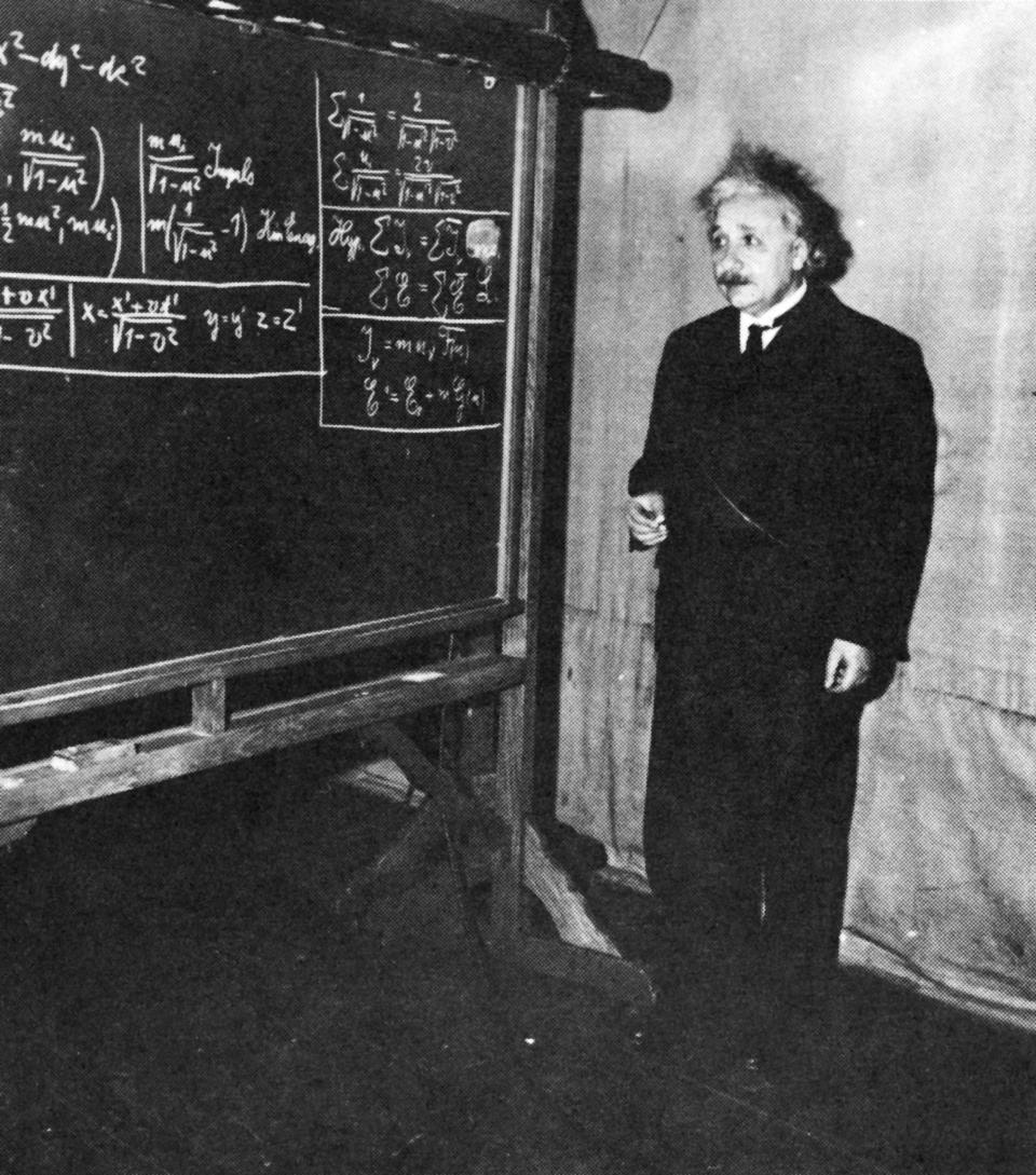 Theoretical physicist Albert Einstein giving a lecture at the Carnegie Institute of Technology in Pittsburgh, 1934. (Photo: SCIENCE SOURCE via Getty Images)