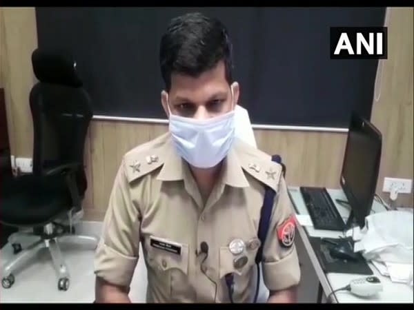 Moradabad SSP Prabhakar Choudhary speaking to reporters. [Photo/ANI]