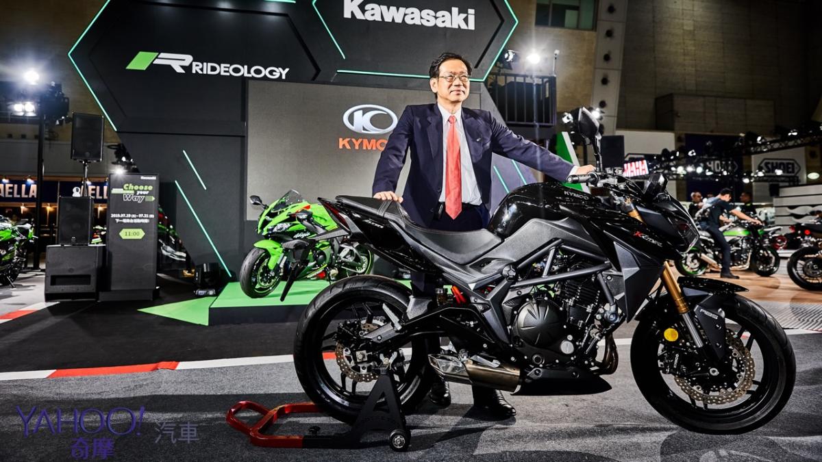 当季大流行 IXIL イクシル KAWASAKI Z 650 '21 RC1B ヘキサコーン フル