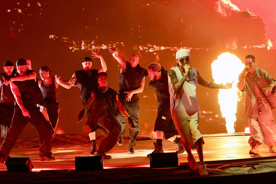 INDIO, CALIFORNIA - APRIL 12: (FOR EDITORIAL USE ONLY) Peso Pluma and Santa Fe Klan perform at the Coachella Stage during the 2024 Coachella Valley Music and Arts Festival at Empire Polo Club on April 12, 2024 in Indio, California. (Photo by Arturo Holmes/Getty Images for Coachella)