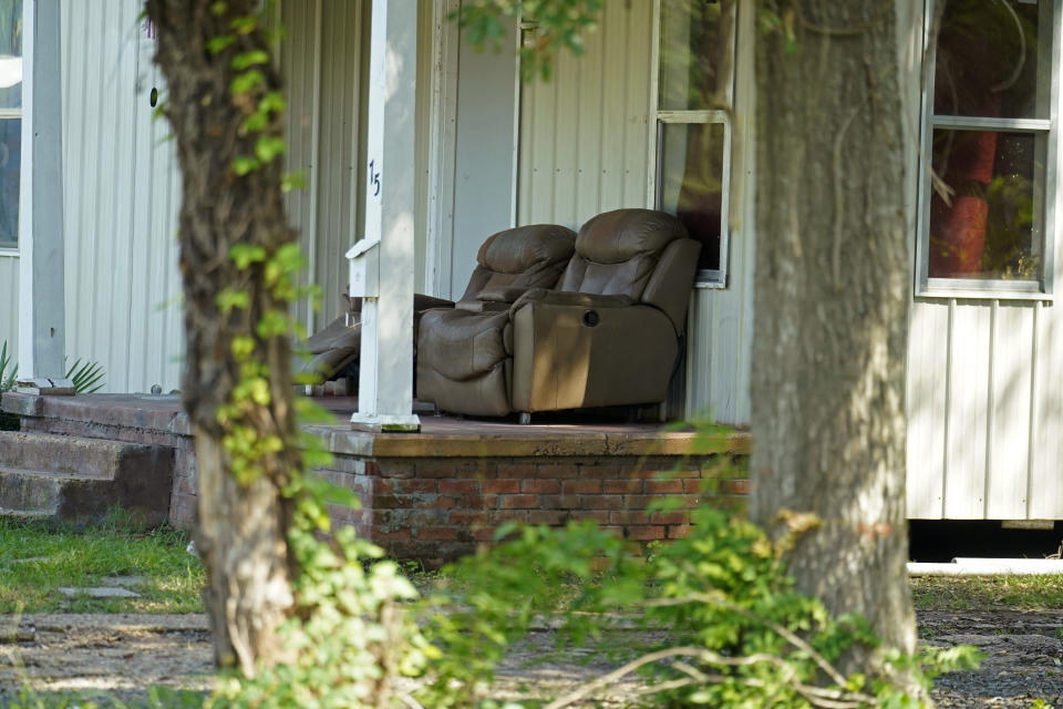 FILE - This photo taken Thursday, Sept. 8, 2022, shows the house in Alexandria, La., where a female informant on an undercover drug operation was allegedly raped as her law enforcement handlers left her on her own in January 2021. A reputed drug dealer accused of raping the police informant has skipped bail and was a no-show Monday, Oct. 17, 2022, at what was supposed to the start of his trial. (AP Photo/Gerald Herbert, File)