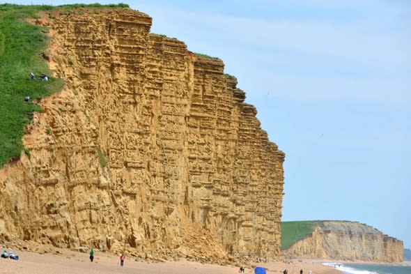 Broadchurch film crew blasted for shooting scene on 'unstable' cliff face