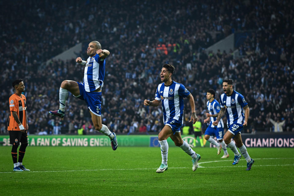FC Porto clinched their spot in the knockouts with a win on Wednesday. (Octavio Passos/Getty Images)