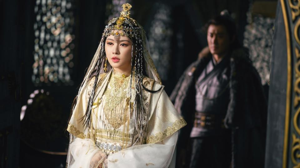 Xiao Zhao (Yun Qianqian) in New Kung Fu Cult Master 2 (Still: Shaw Organisation)