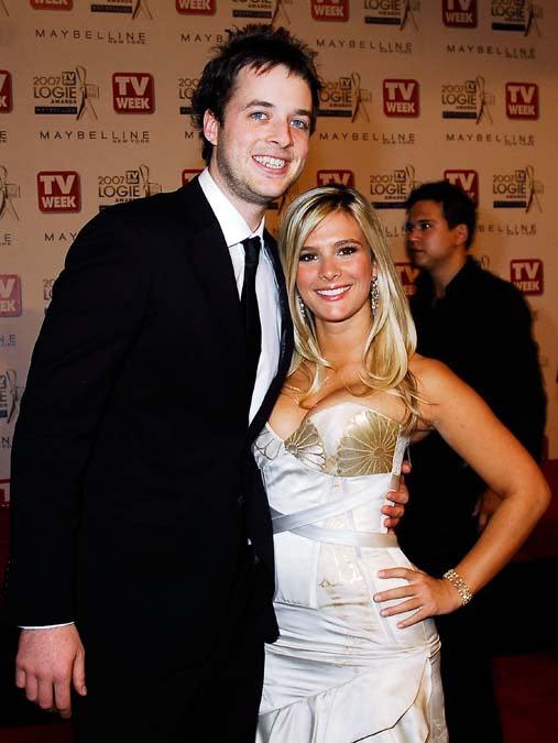 <p>A very young looking Hamish Blake sported spikey hair and stubble as he posed on the 2007 Logies red carpet with his girlfriend at the time Anna Jennings-Edquist.</p>