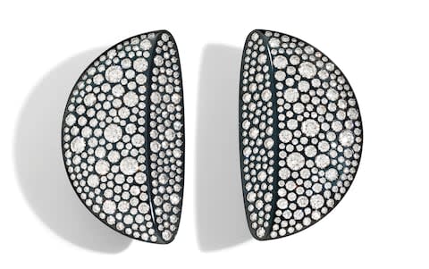 vhernier Eclisse diamond earrings