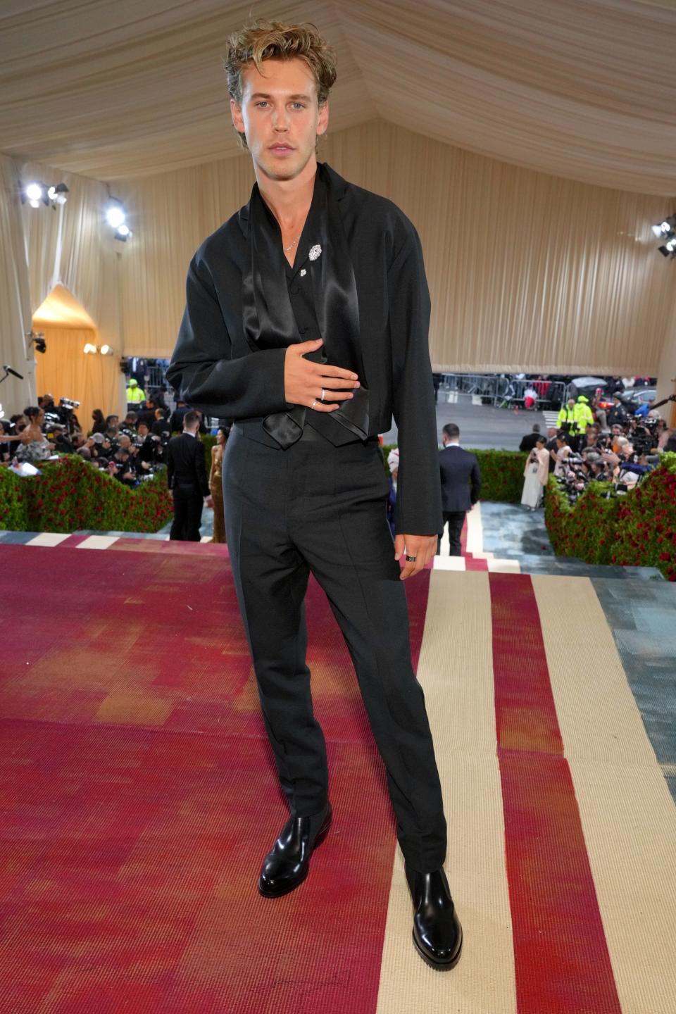 Austin Butler in an all-black look at the 2022 Met Gala