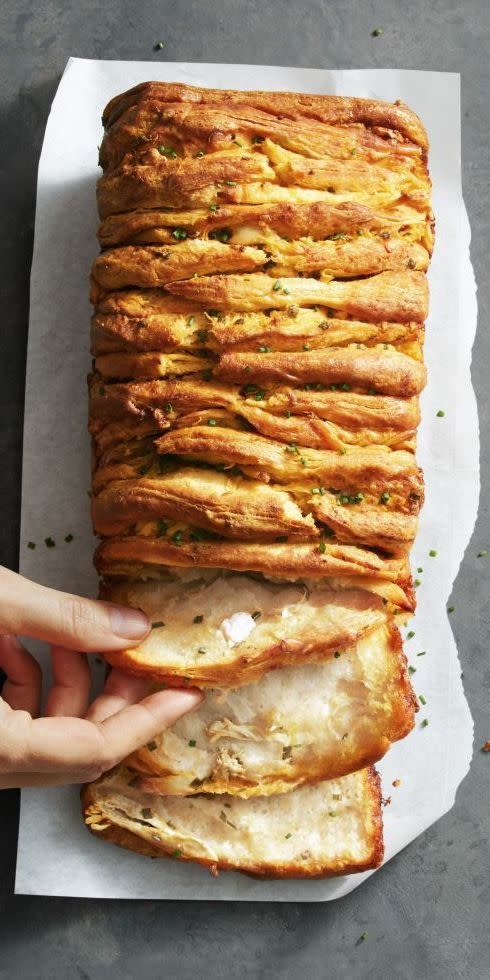 Buffalo Chicken Pull-Apart Bread