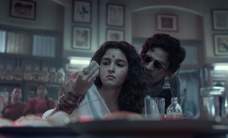 Alia Bhatt and Vijay Raaz in Sanjay Leela Bhansali’s Gangubai Kathiawadi (Pen Movies/YouTube)