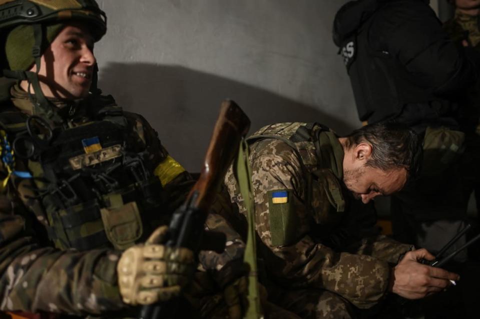 <div class="inline-image__caption"><p>Roman (left) and “Bakhmut” (right) are among the Ukrainian fighters frustrating Russia’s efforts to take Bakhmut.</p></div> <div class="inline-image__credit">Justin Yau</div>