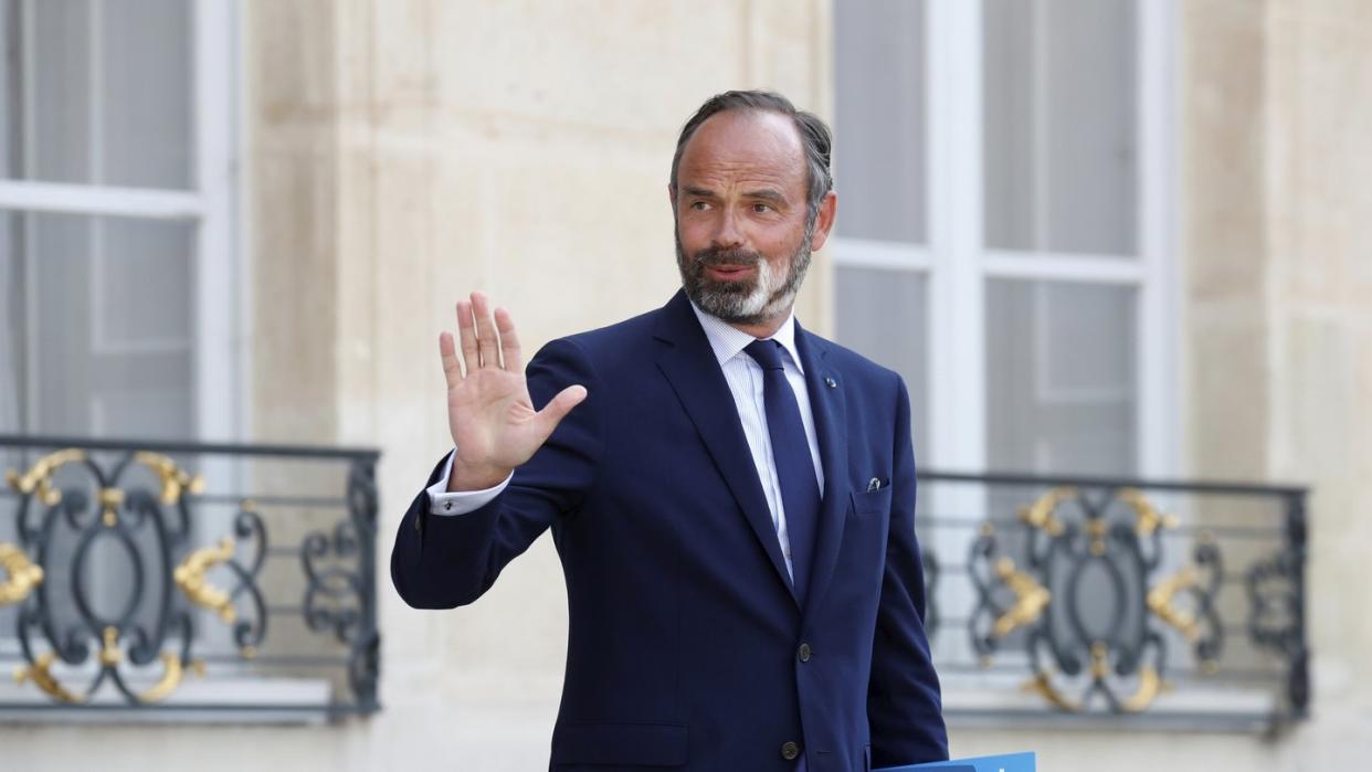 Edouard Philippe beim Verlassen des Elysee-Palasts.