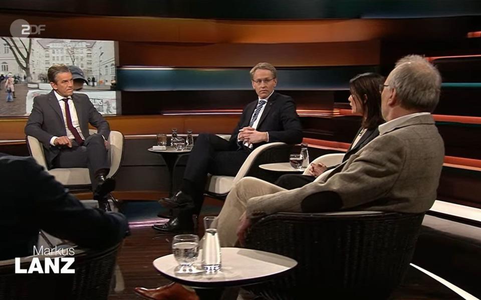 Moderator Markus Lanz (links) blieb in der Bildungs-Diskussion oft fassungslos zurück. (Bild: ZDF)