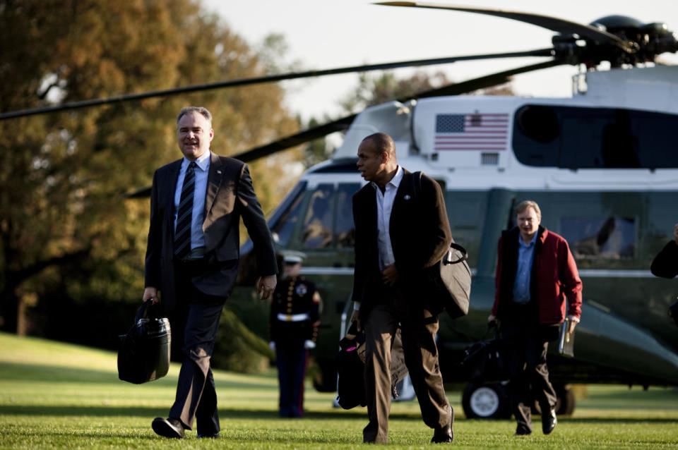 <p>Democratic National Committee Chairman Tim Kaine walks with other officials from Marine One on the South Lawn of the White House, October 31, 2010, in Washington. (Photo: Brendan Smialowski/Getty Images)</p>