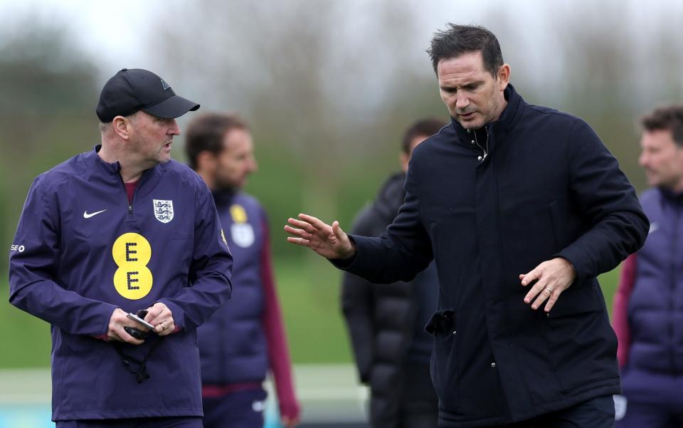 Frank Lampard (R) – Frank Lampard a shock candidate for Canada job