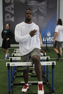 C. J. Mosley Hurdle Step-Over