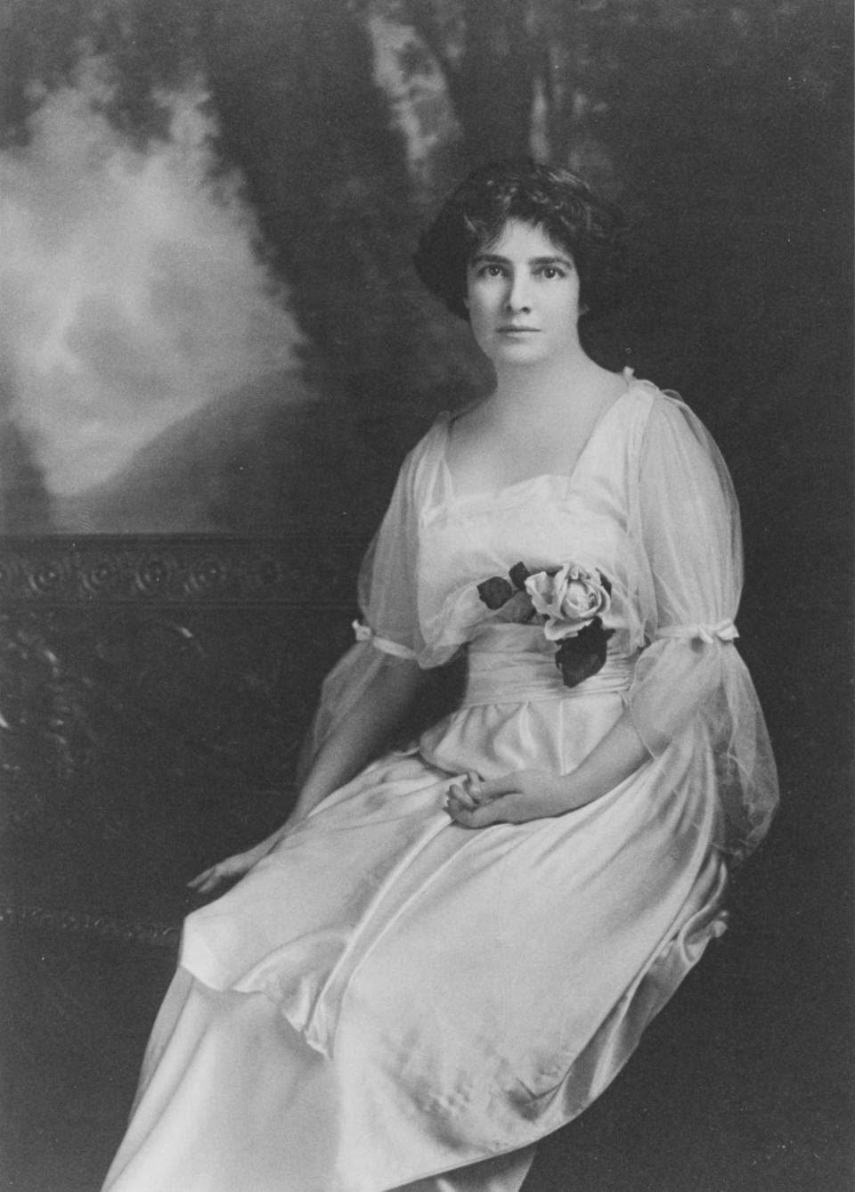 Clara Clemens, daughter of Mark Twain, studied piano and was a singer. She performed at Park Church in Elmira in 1907.