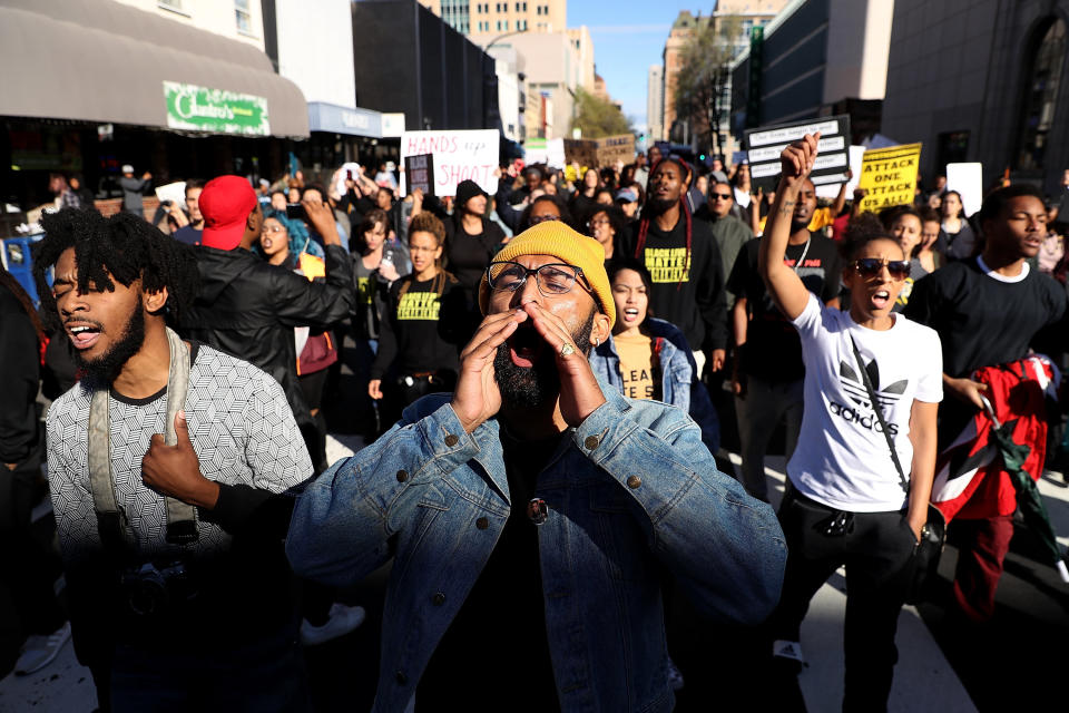 Protesters&nbsp;took to the streets of Sacramento, California, days after police killed 22-year-old Stephon Clark after mistaking his cellphone for a gun. (Photo: Justin Sullivan via Getty Images)