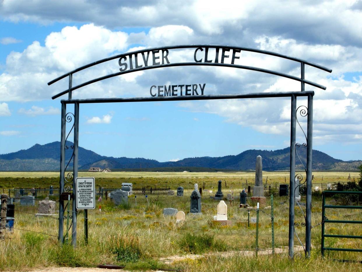 Silver Cliff Cemetery, Colorado