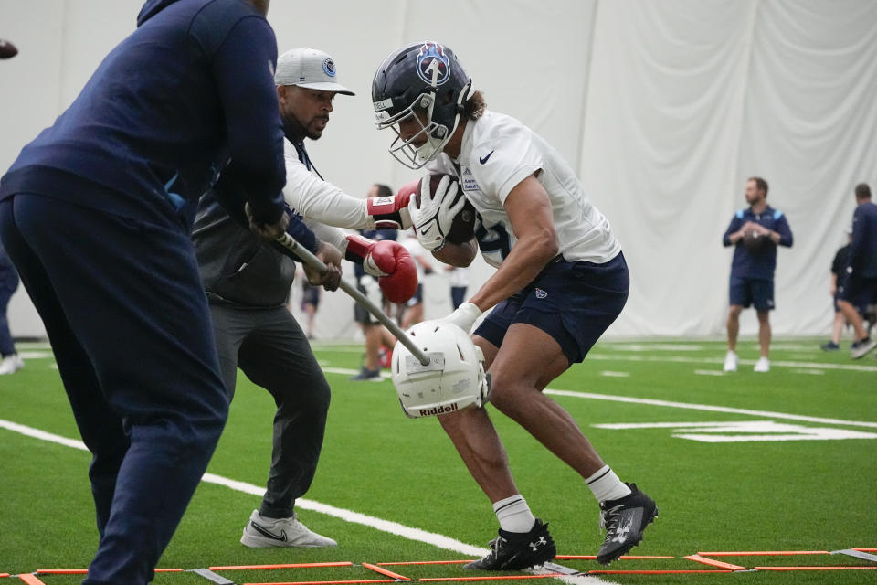 Tennessee Titans wide receiver Colton Dowell participates in drills during the NFL football team's rookie minicamp, Saturday, May 13, 2023, in Nashville, Tenn. (AP Photo/George Walker IV)