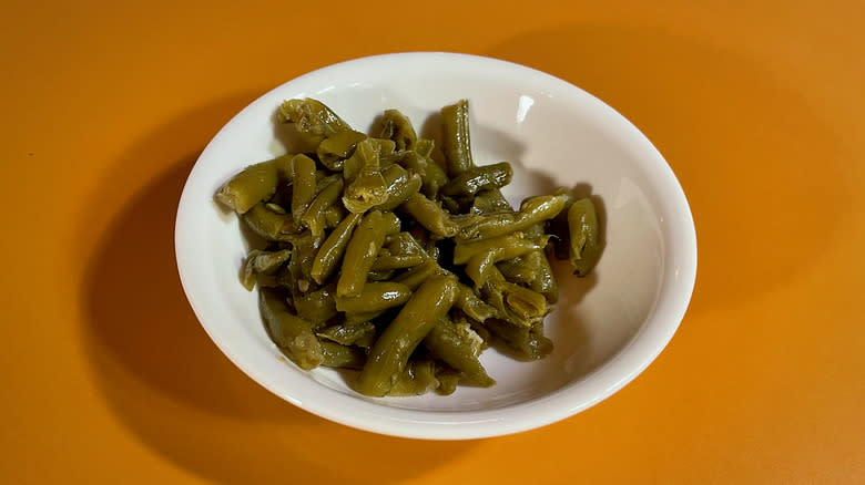 bowl of smothered green beans