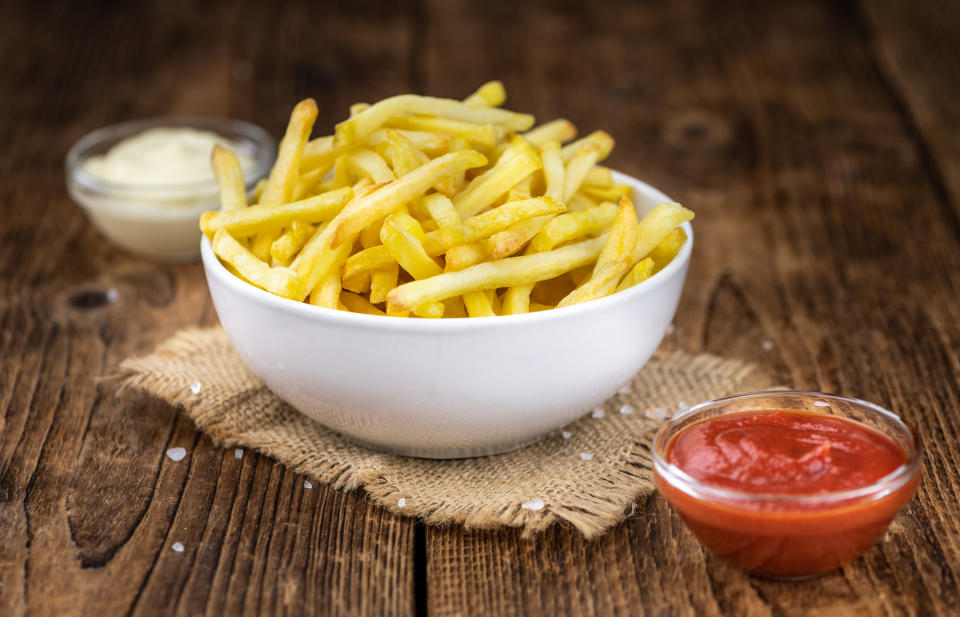 Las patatas fritas a la francesa son siempre crujientes por fuera. Foto: Getty Creative