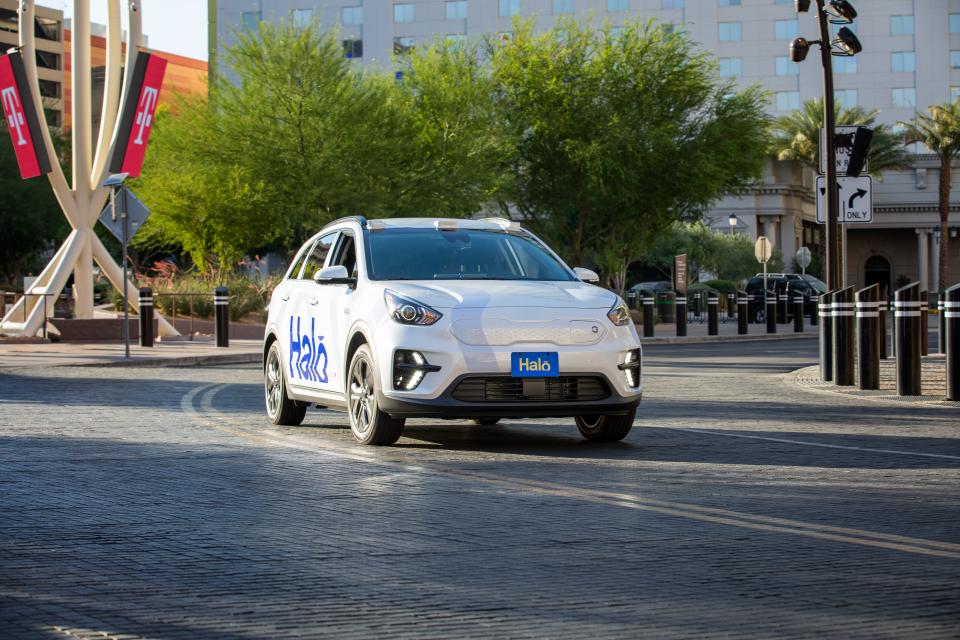 Autonomous and driverless car technology company Halo and T-Mobile plan a pilot program later this year in Las Vegas letting you order a driverless electric vehicle with a mobile app.