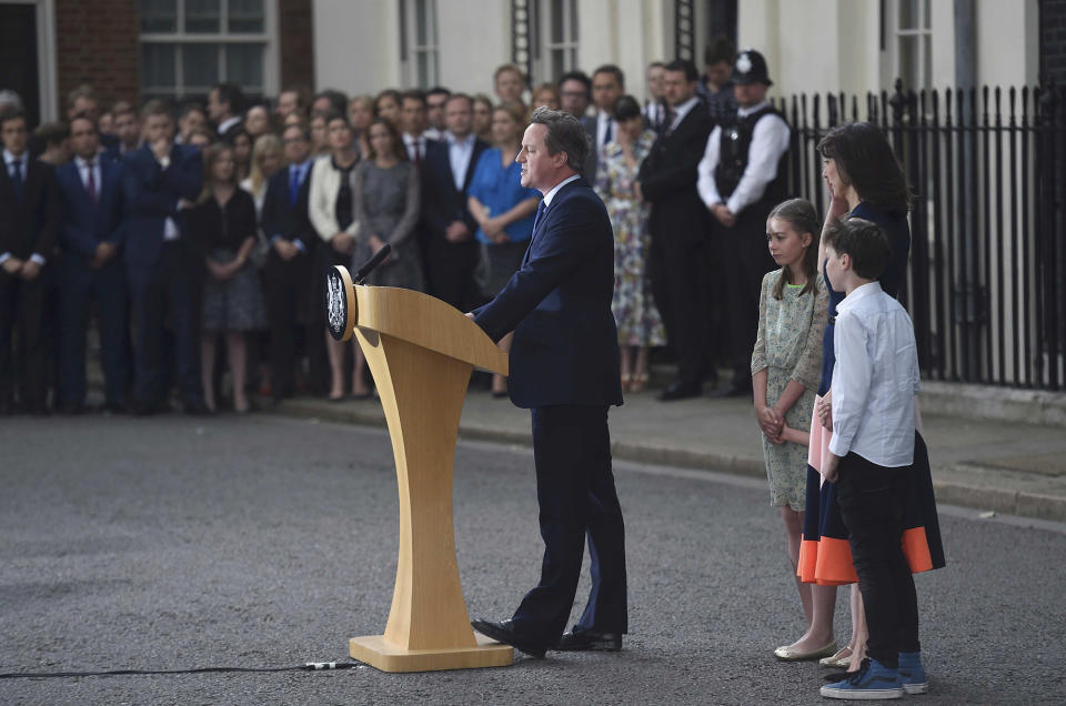 Britain's outgoing Prime Minister, David Cameron says goodbye