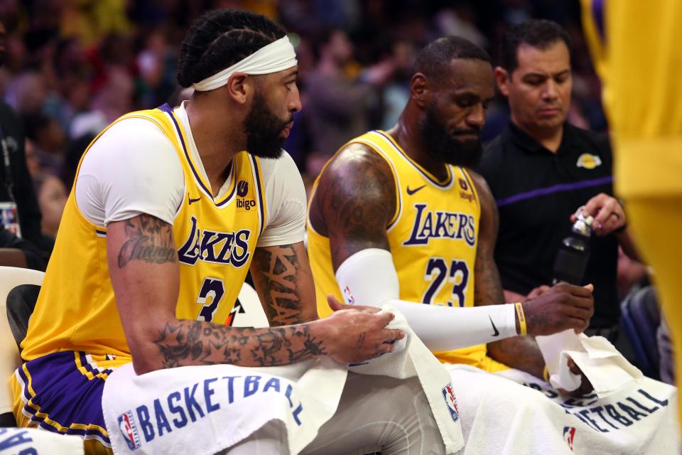 Anthony Davis, left, and forward LeBron James make the Los Angeles Lakers a threat in the NBA play-in tournament.