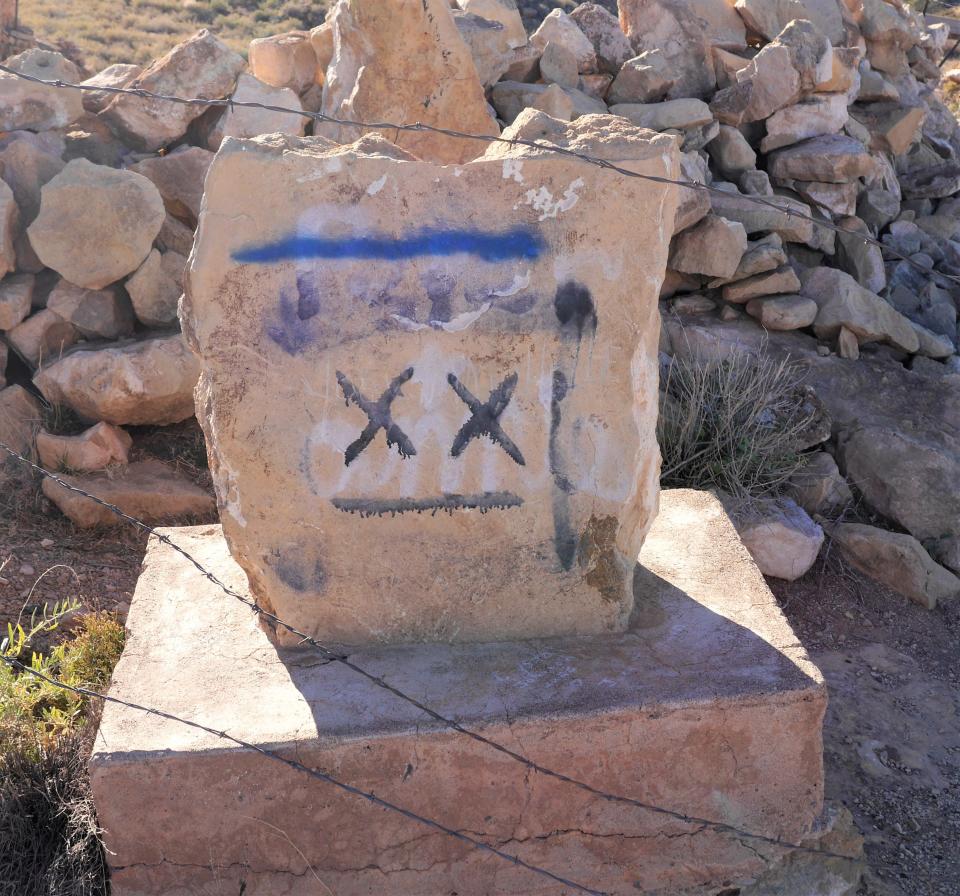 An Ominous warning perhaps at the Apache Death Cave.