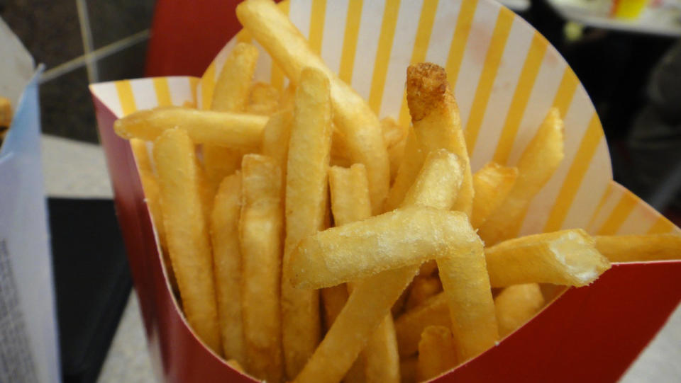 McDonald's Denies Claims That Employees Are Taught To Under-Fill Your Fries