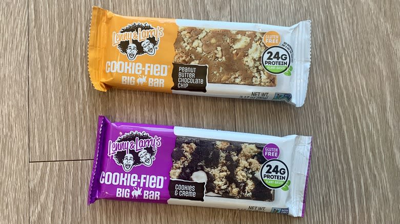 Lenny and Larry's protein bars