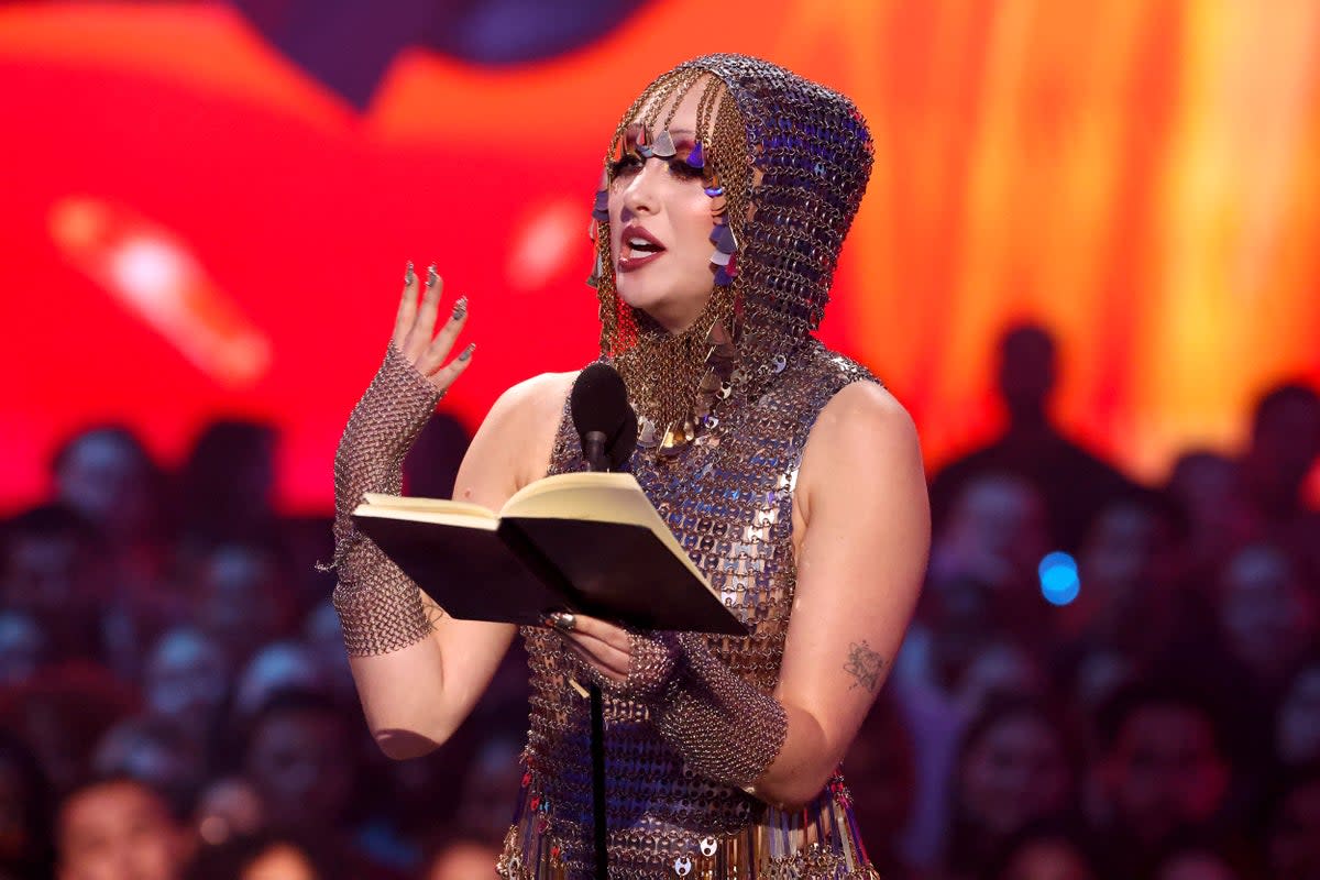 Chappell ROan accepts the Best New Artist award at the 2024 MTV VMAs (Getty Images for MTV)