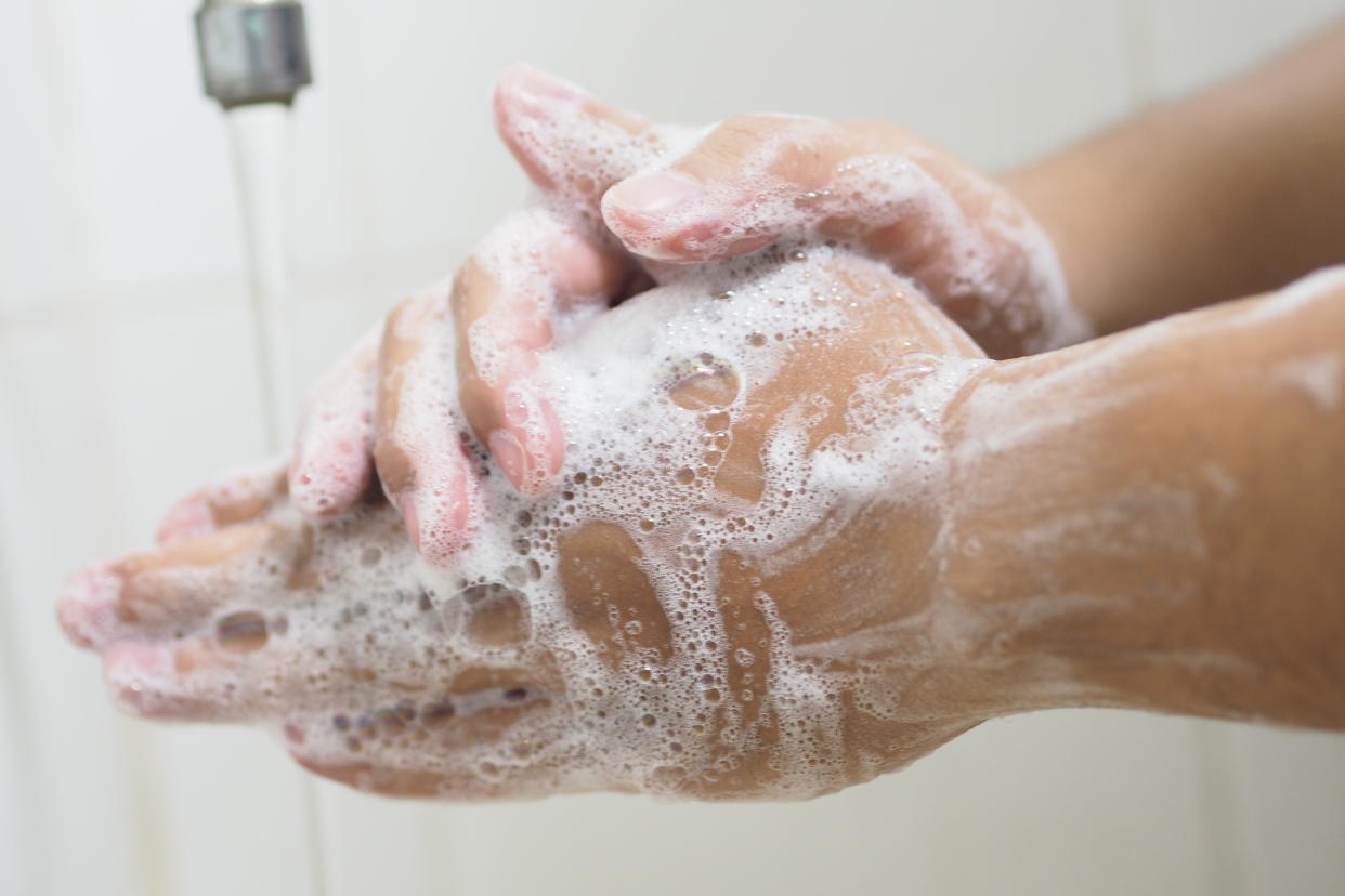 Washing your hands the right way for at least 20 seconds can help to prevent the spread of germs and illnesses. (Photo: Getty Creative)