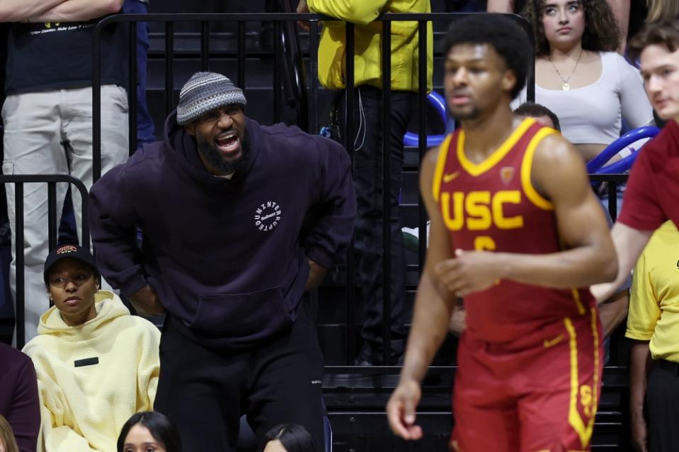 James Le Bon takes great care of his eldest son and even takes time out to watch his games (Photo: Getty Images)