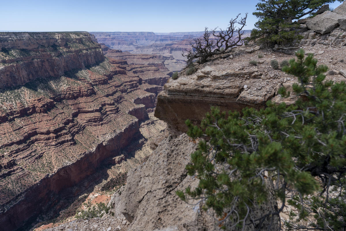 Only water pipe in the Grand Canyon fails, hotel stays can no longer take place