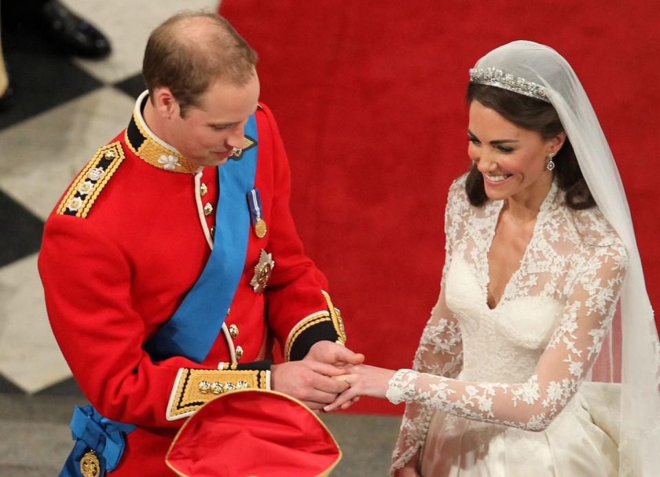 25 Of The Best Photos From Kate Middleton And Prince William’s 2011 Royal Wedding